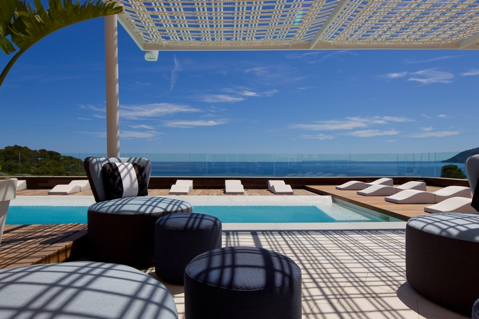 Imagen general del Hotel Aguas de Ibiza by NCalma Hotels. Foto 1