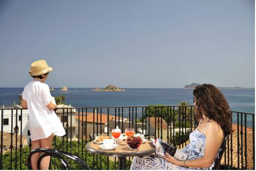 Imagen de la habitación del Hotel Agugliastra. Foto 4