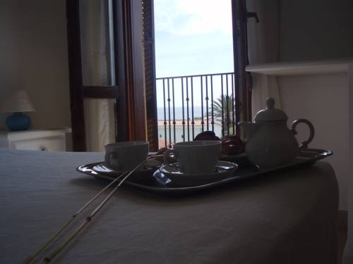 Imagen de la habitación del Hotel Agugliastra. Foto 8