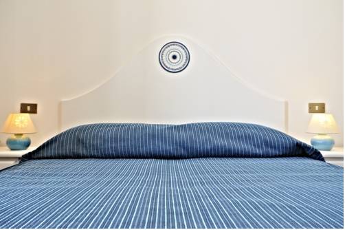 Imagen de la habitación del Hotel Agugliastra. Foto 11