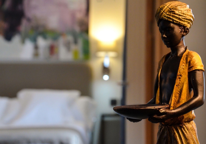 Imagen de los interiores del Hotel Aguilas5 Sevillasuites. Foto 11