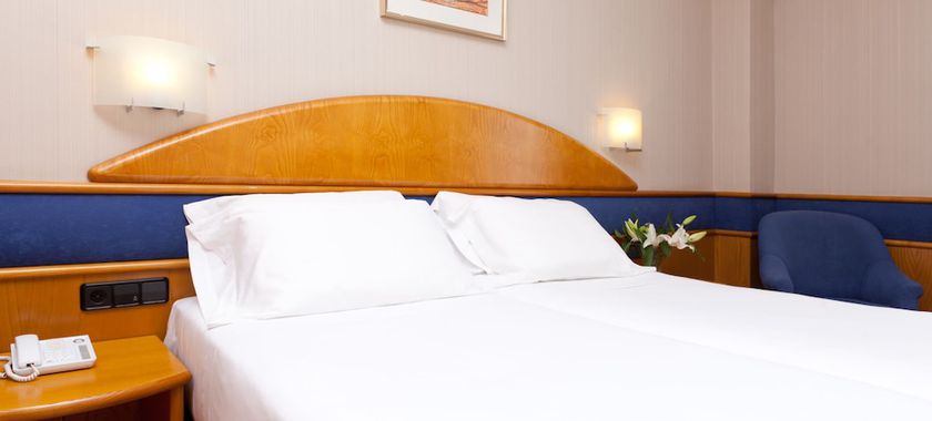 Imagen de la habitación del Hotel Agumar. Foto 4