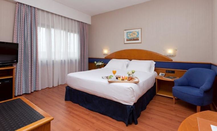 Imagen de la habitación del Hotel Agumar. Foto 5