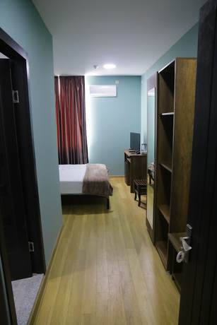 Imagen de la habitación del Hotel Aguna. Foto 16