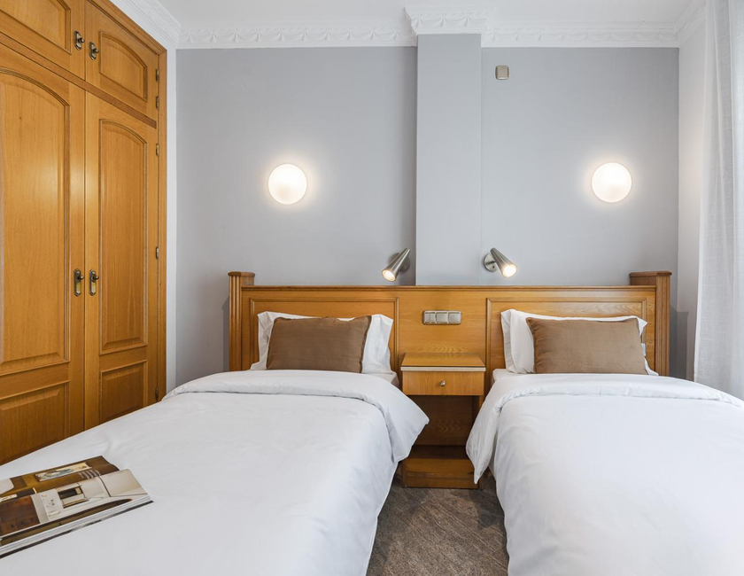 Imagen de la habitación del Hotel Agur. Foto 4