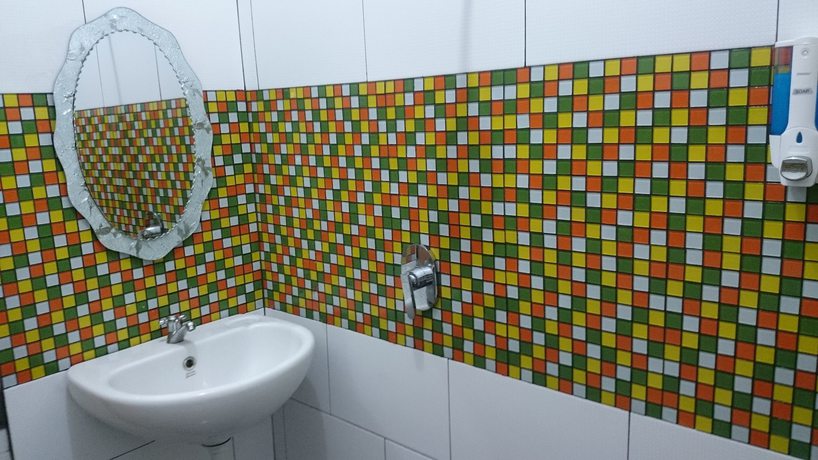 Imagen de la habitación del Hotel Agus Beach Inn. Foto 5
