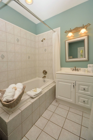 Imagen de la habitación del Hotel Agustin Inn. Foto 5
