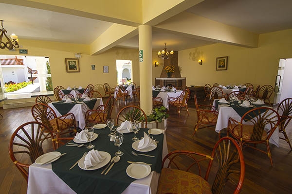 Imagen del bar/restaurante del Hotel Agustos Urubamba. Foto 3