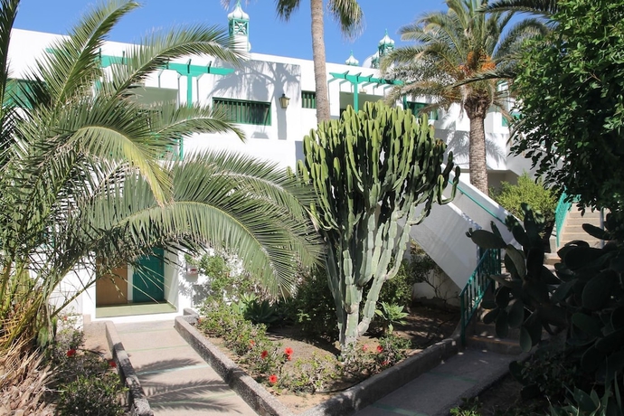 Imagen de los exteriores del Hotel Aguycan Beach Apartamentos. Foto 17