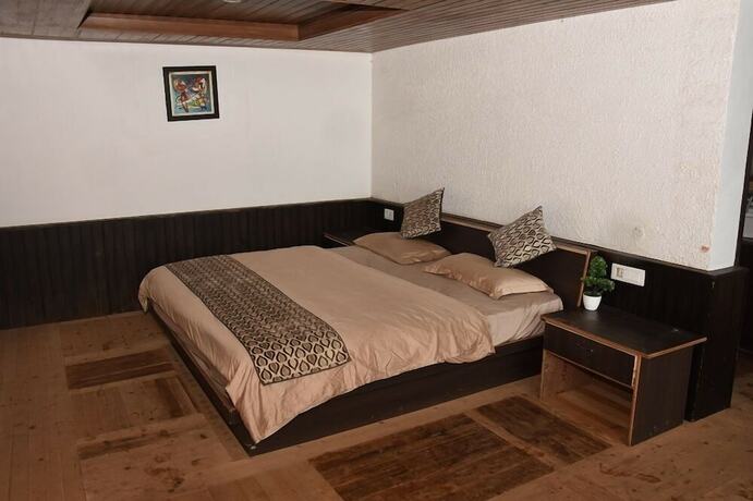 Imagen de la habitación del Hotel Agyaat Vaas. Foto 12