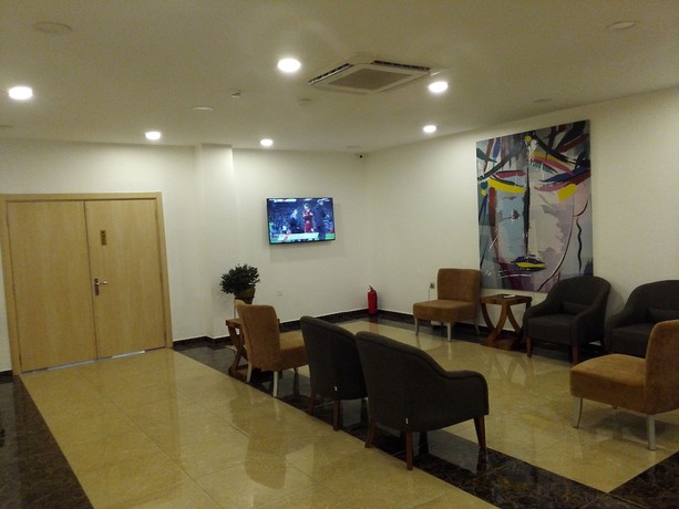 Imagen de los interiores del Hotel Ah and Conference. Foto 16