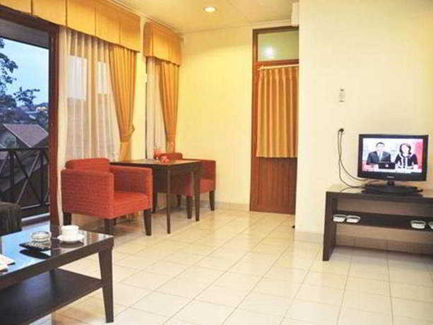 Imagen de la habitación del Hotel Ahadiat and bungalow, Bandung. Foto 10