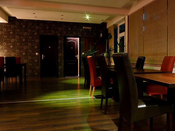 Imagen de los interiores del Hotel Ahar. Foto 7