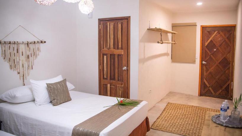 Imagen de la habitación del Hotel Ahava. Foto 9