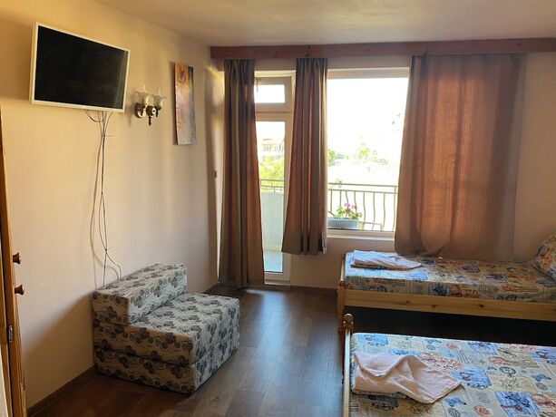 Imagen general del Hotel Aheloy. Foto 3