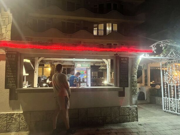 Imagen general del Hotel Aheloy. Foto 8