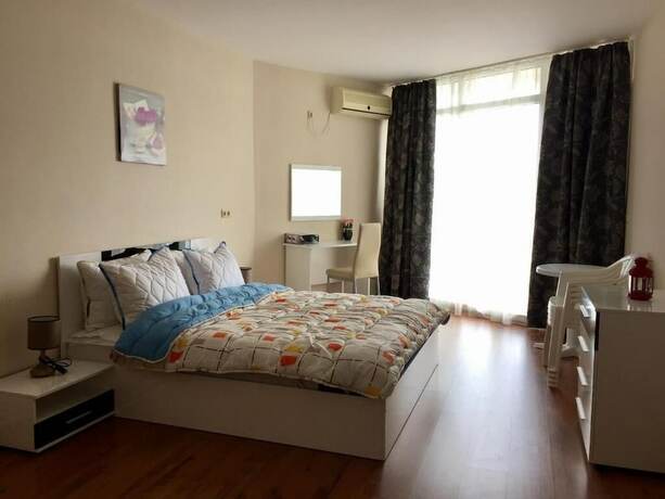 Imagen general del Hotel Aheloy Palace Apartments. Foto 4