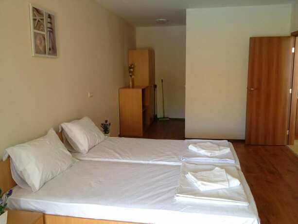 Imagen general del Hotel Aheloy Palace Apartments. Foto 5