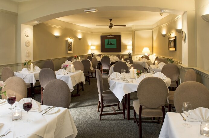 Imagen general del Hotel Ahernes Townhouse and Seafood Bar. Foto 7