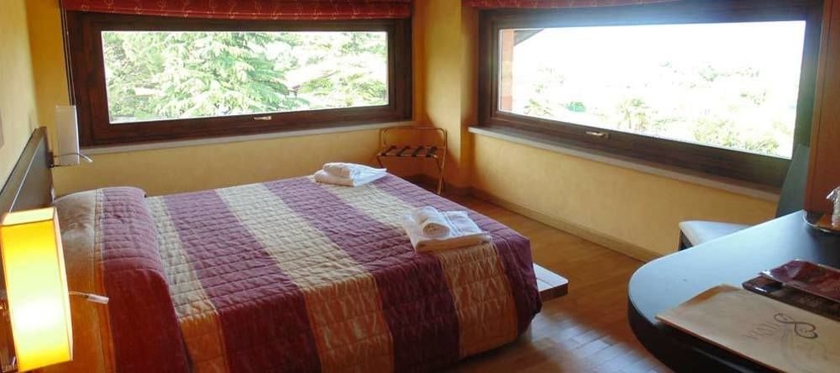 Imagen de la habitación del Hotel Ahg Donna Silvia Wellness and Spa. Foto 6