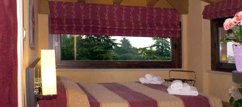 Imagen de la habitación del Hotel Ahg Donna Silvia Wellness and Spa. Foto 8