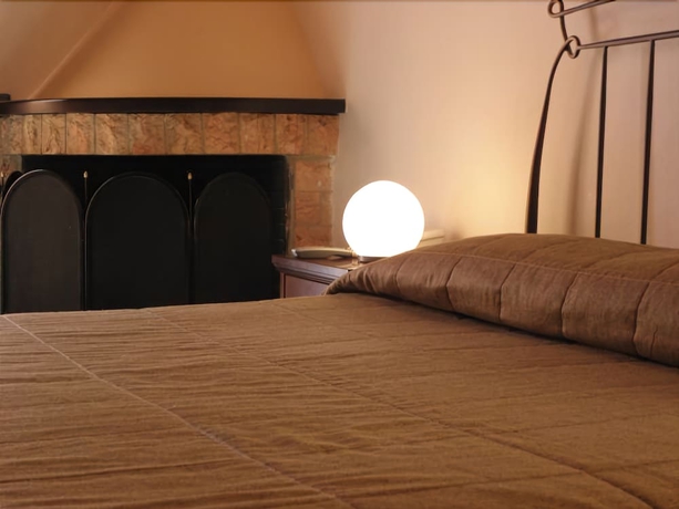 Imagen de la habitación del Hotel Ahilion. Foto 6