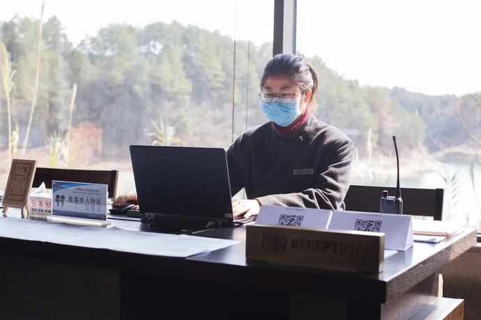 Imagen de los interiores del Hotel Ahn Luh Qiandao Lake. Foto 16