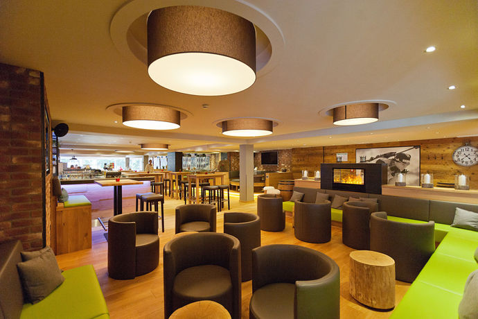 Imagen de los interiores del Hotel Ahorn Panorama Oberhof. Foto 12