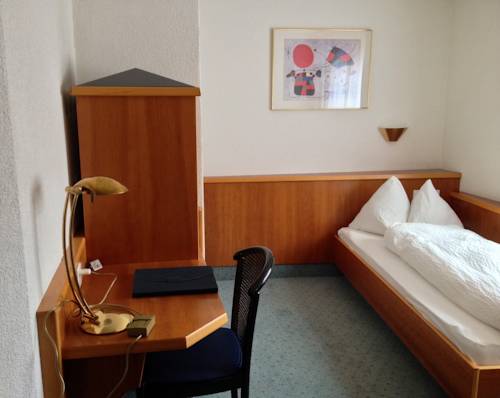 Imagen de la habitación del Hotel Ahorni. Foto 2