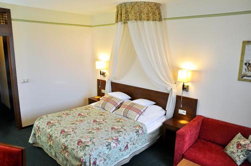 Imagen de la habitación del Hotel Ahotel. Foto 6