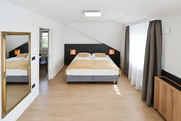 Imagen de la habitación del Hotel Ahotel Ljubljana. Foto 8