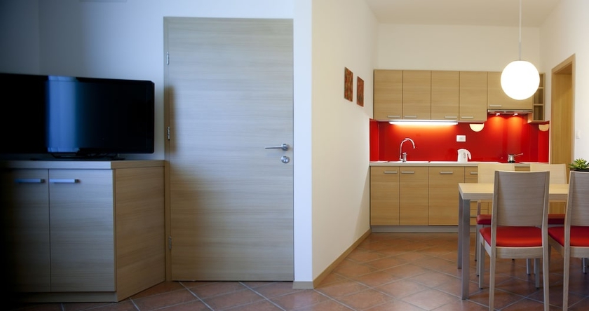 Imagen de la habitación del Hotel Ahotel Ljubljana. Foto 13