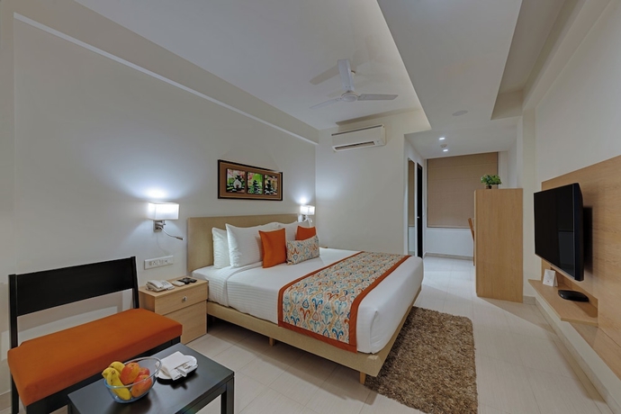 Imagen de la habitación del Hotel Ahuja Residency GCR. Foto 7
