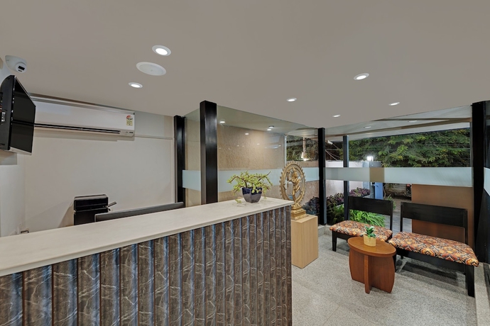Imagen de los interiores del Hotel Ahuja Residency GCR. Foto 13
