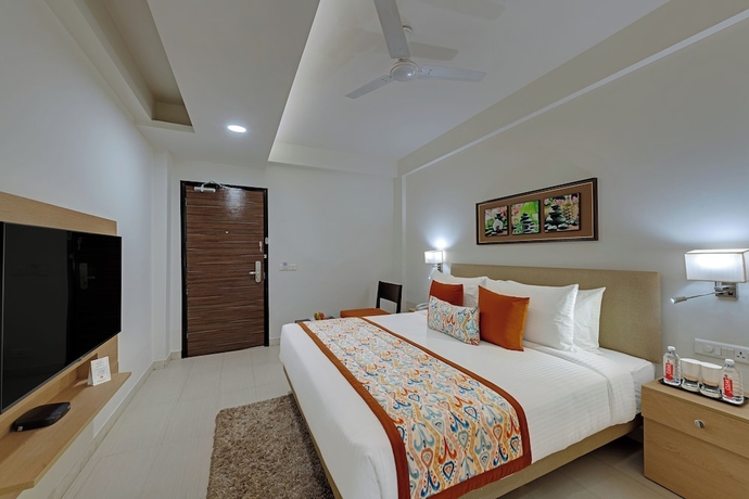 Imagen de la habitación del Hotel Ahuja Residency GCR. Foto 8