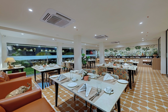 Imagen del bar/restaurante del Hotel Ahuja Residency GCR. Foto 2