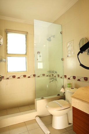 Imagen de la habitación del Hotel Ahuja Residency, Sunder Nagar. Foto 14