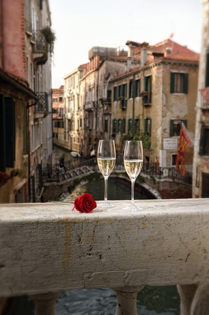 Imagen de la habitación del Hotel Ai Cavalieri Di Venezia. Foto 15