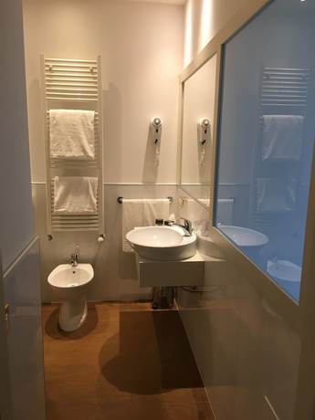 Imagen de la habitación del Hotel Ai Due Leoni. Foto 11