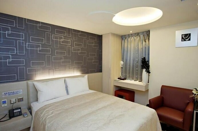 Imagen de la habitación del Hotel Ai Lai Fashion. Foto 18