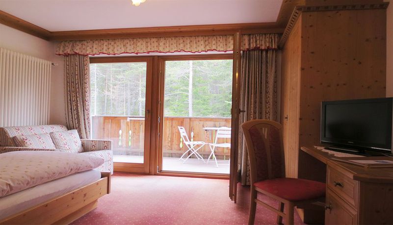 Imagen general del Hotel Ai Pini. Foto 7