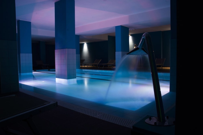 Imagen de la piscina del Hotel Ai Pozzi Village Resort and Spa. Foto 18