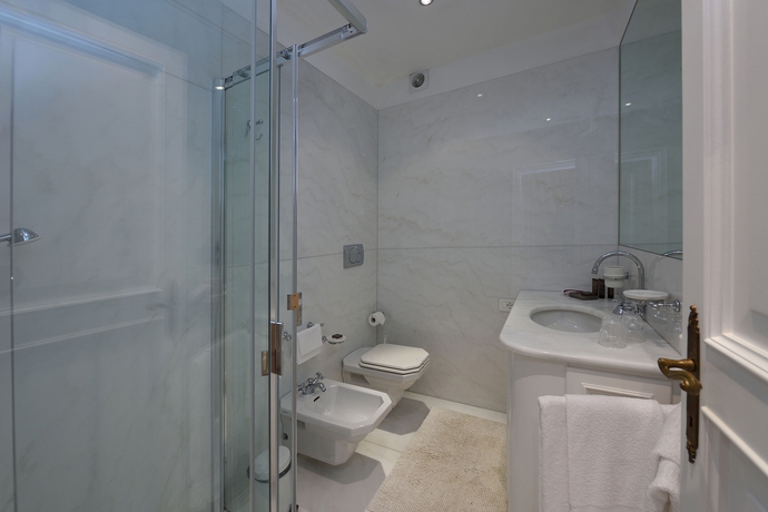 Imagen de la habitación del Hotel Ai Reali Di Venezia. Foto 8