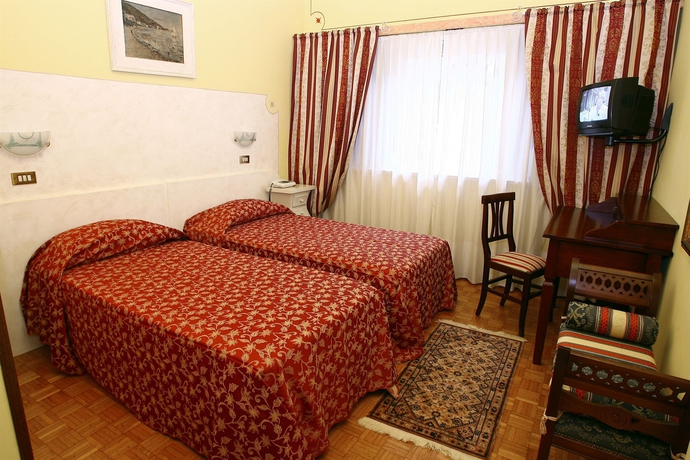Imagen de la habitación del Hotel Ai Ronchi Motor. Foto 8