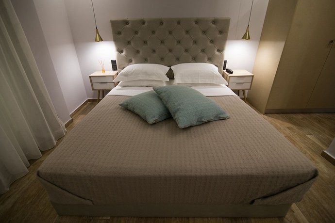 Imagen de la habitación del Hotel Aianteion Bay Luxury and Suites. Foto 3
