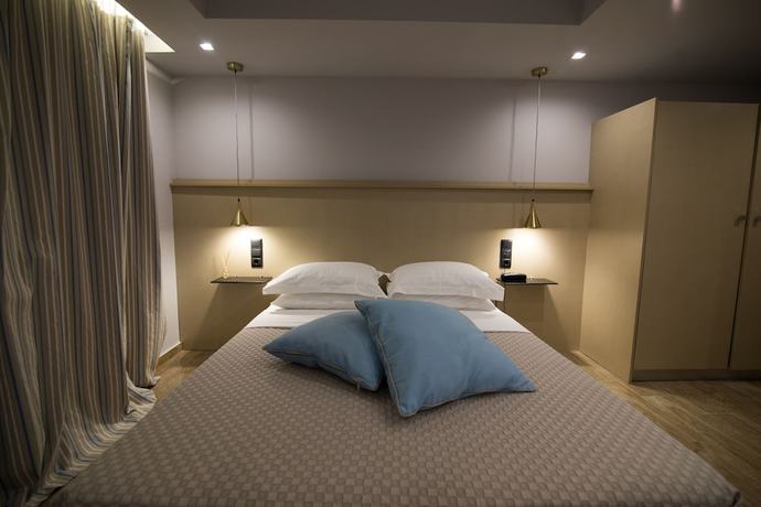 Imagen de la habitación del Hotel Aianteion Bay Luxury and Suites. Foto 4