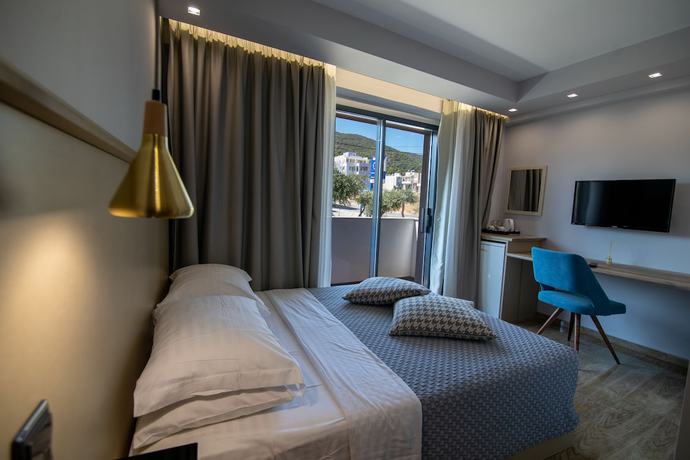 Imagen de la habitación del Hotel Aianteion Bay Luxury and Suites. Foto 8