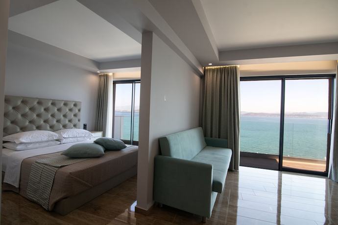 Imagen de la habitación del Hotel Aianteion Bay Luxury and Suites. Foto 12