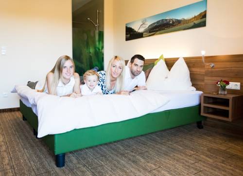 Imagen de la habitación del Hotel Aichingerwirt. Foto 8