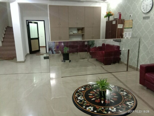 Imagen de los interiores del Hotel Aicon Palace. Foto 33